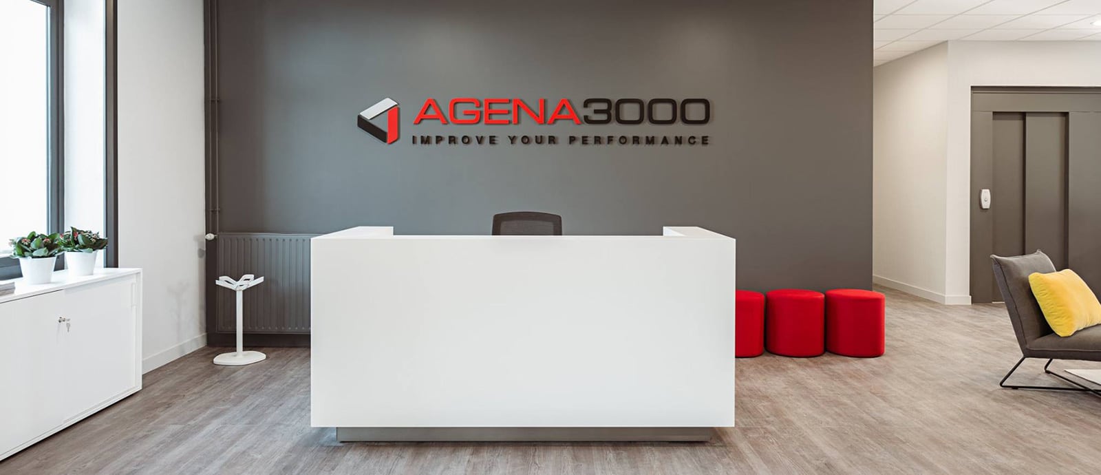 Agena 3000